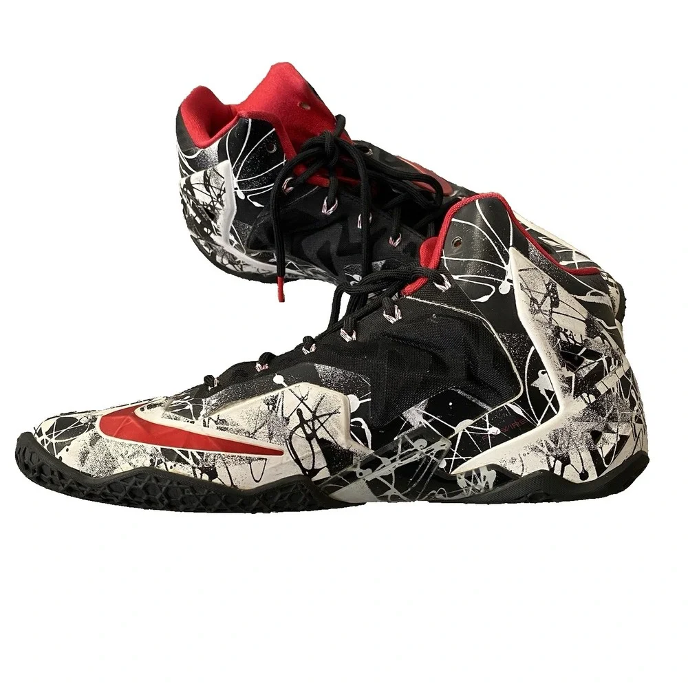 Nike Lebron James 11 XI University Red Black Graffiti Size 11 2013 (616175 100)